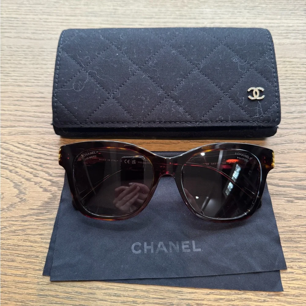 CHANEL Tortoiseshell Square Sunglasses - Picture 7 of 7